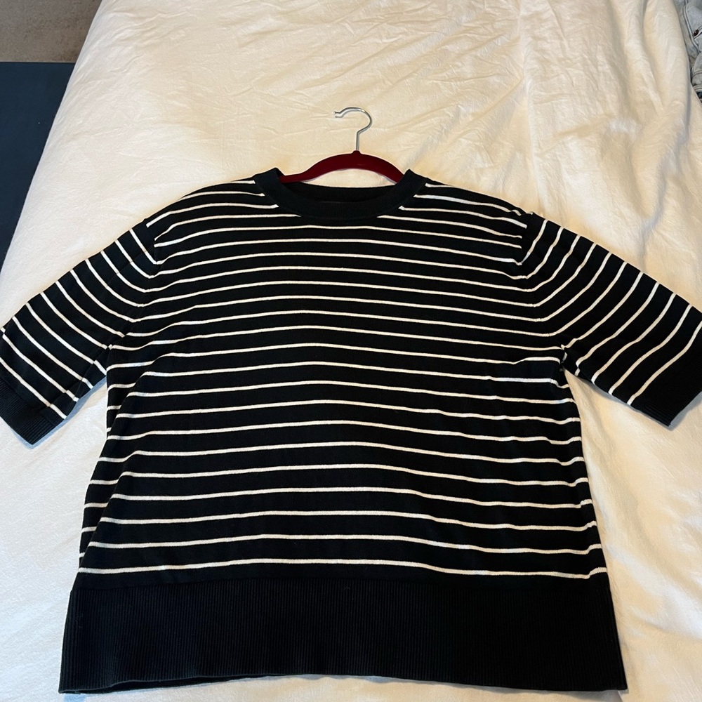Banana Republic Black and Cream Striped Crewneck Sweater